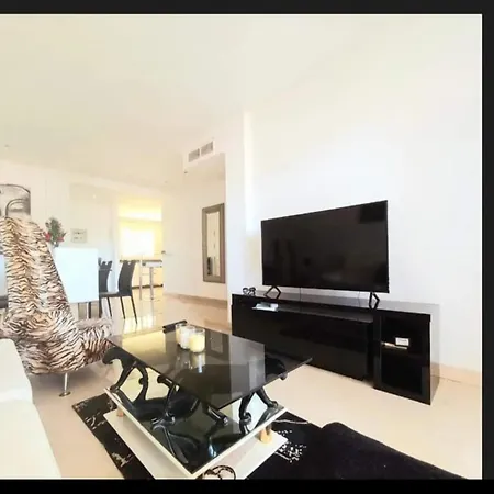 Confortable With Amazing Views In Marbella Apartment